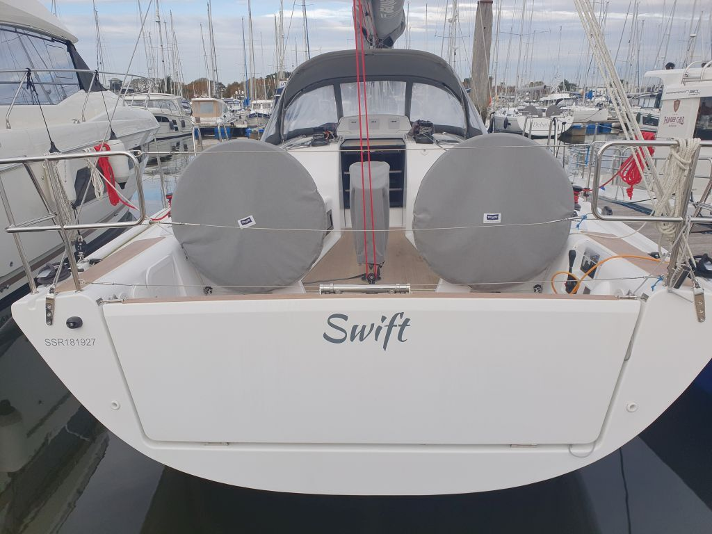 Solent Yacht Charter Lymington