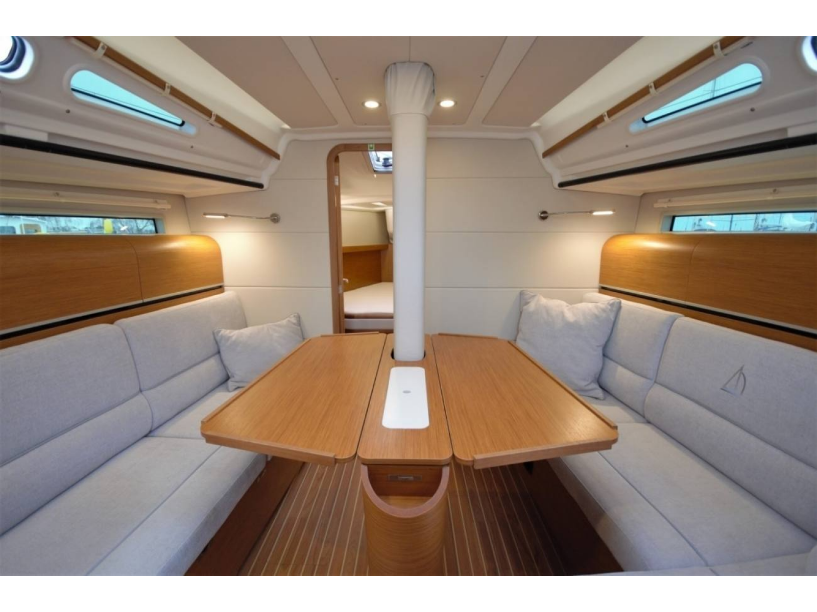 Solent Yacht Charter From Lymington